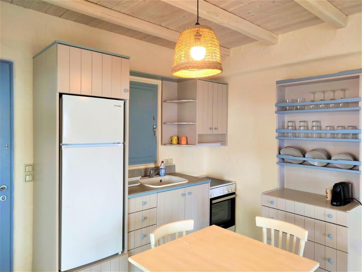 Mosaic Suites Drios Luaran gambar