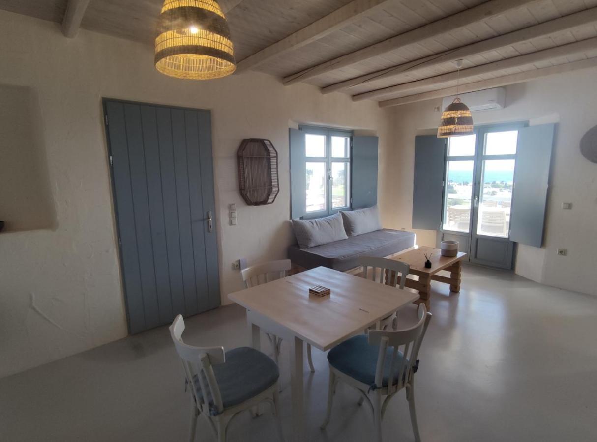 Mosaic Suites Drios Luaran gambar